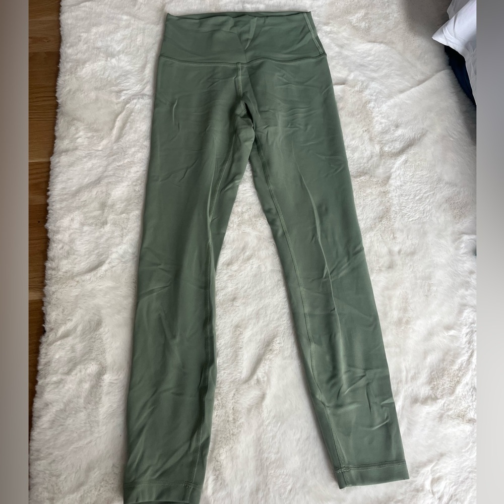 Wunder Under Train 7/8 Size 6